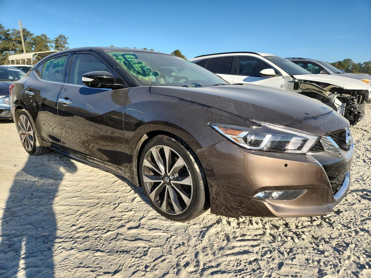 2016 NISSAN Maxima