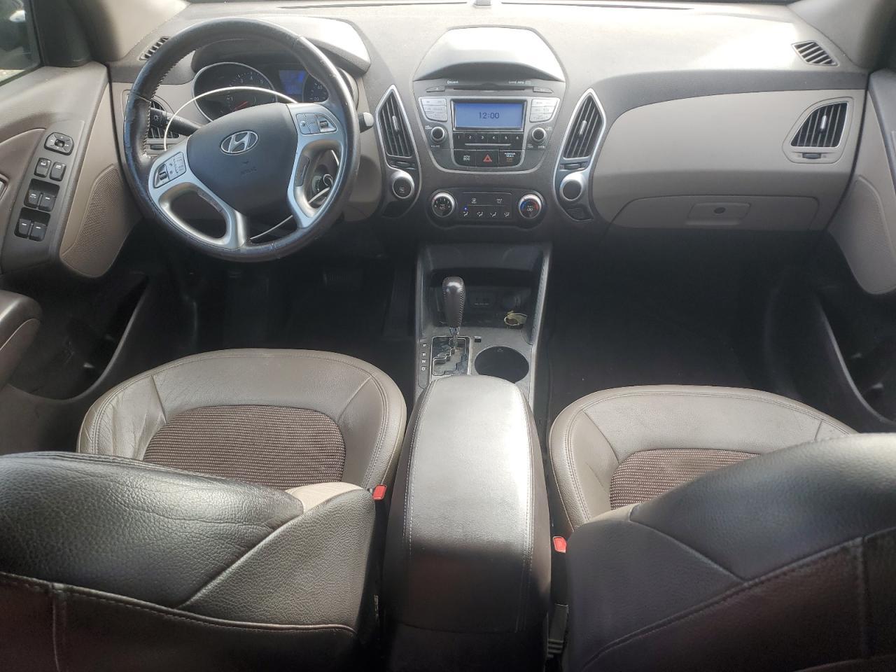 2012 HYUNDAI TUCSON