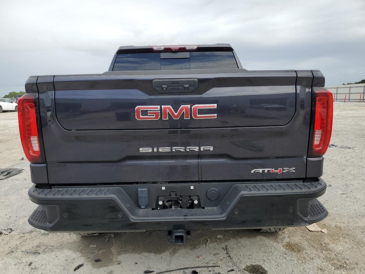 2023 GMC Sierra