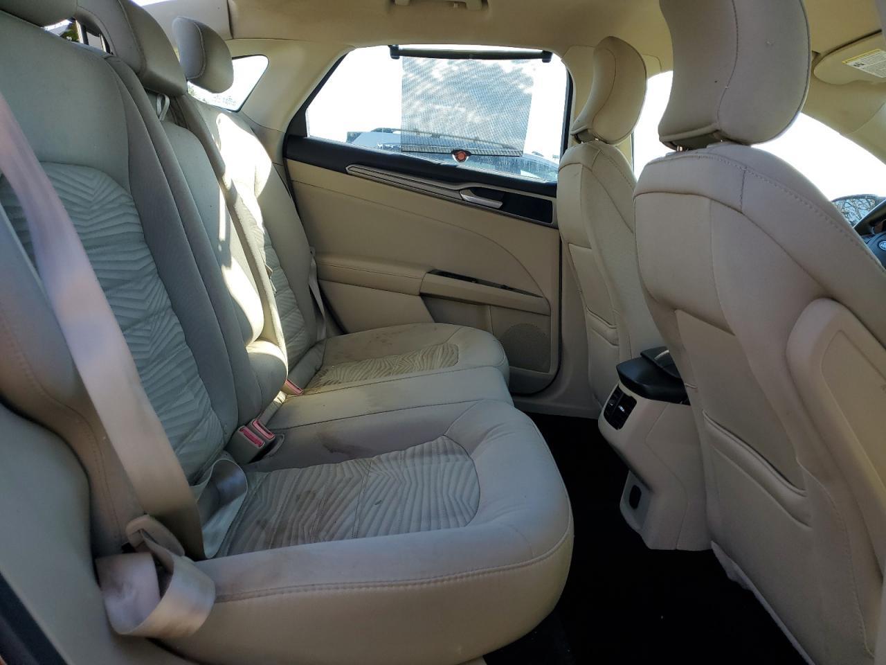 2016 FORD FUSION