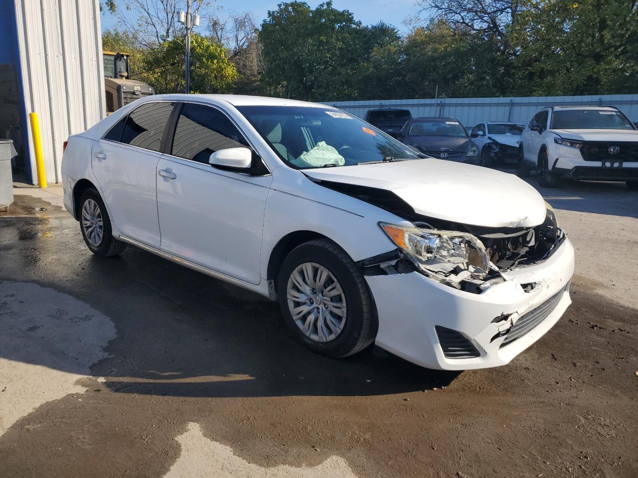 2013 TOYOTA CAMRY