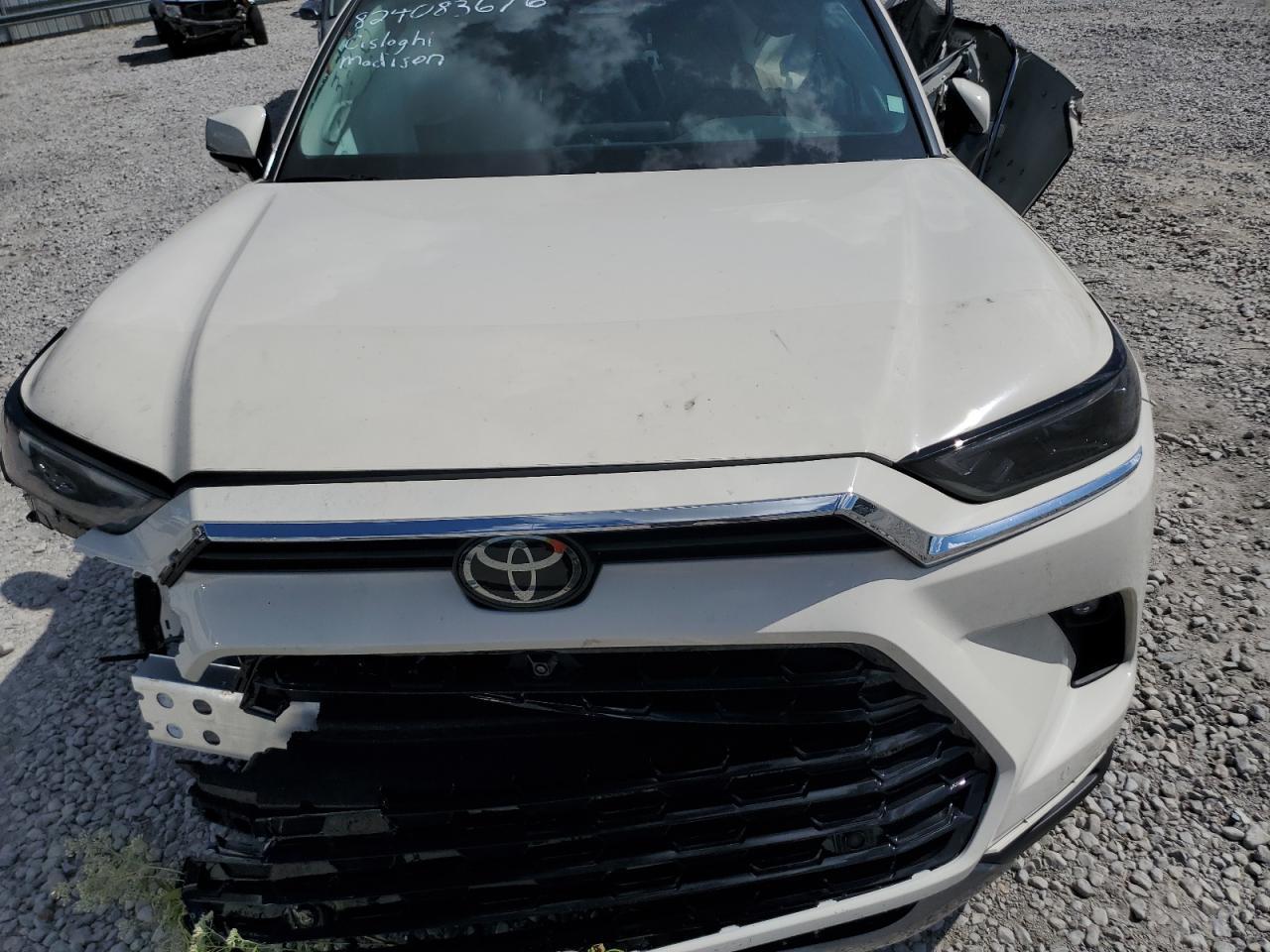 2024 TOYOTA HIGHLANDER
