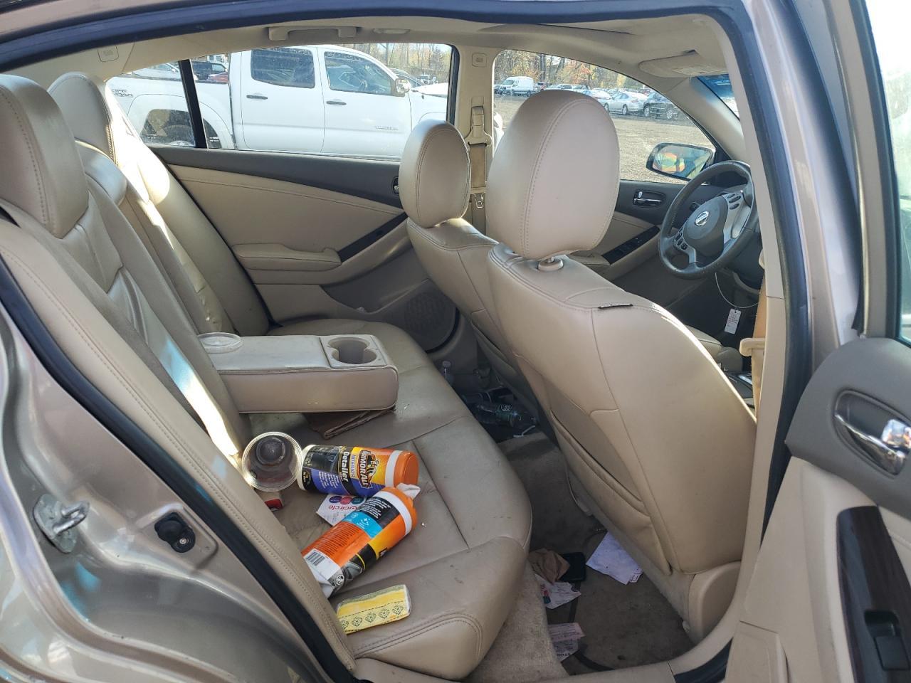 2011 NISSAN ALTIMA