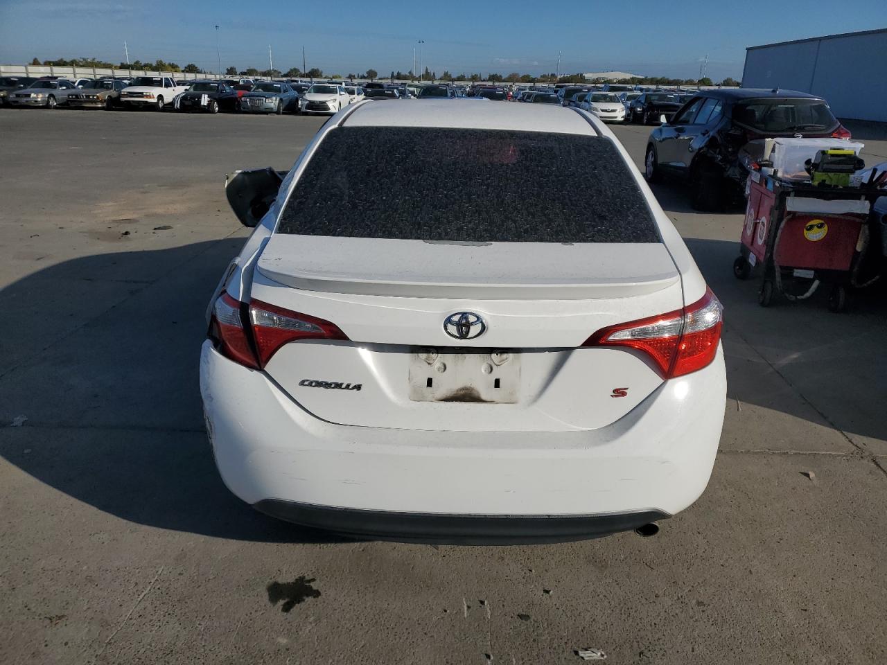 2015 TOYOTA COROLLA