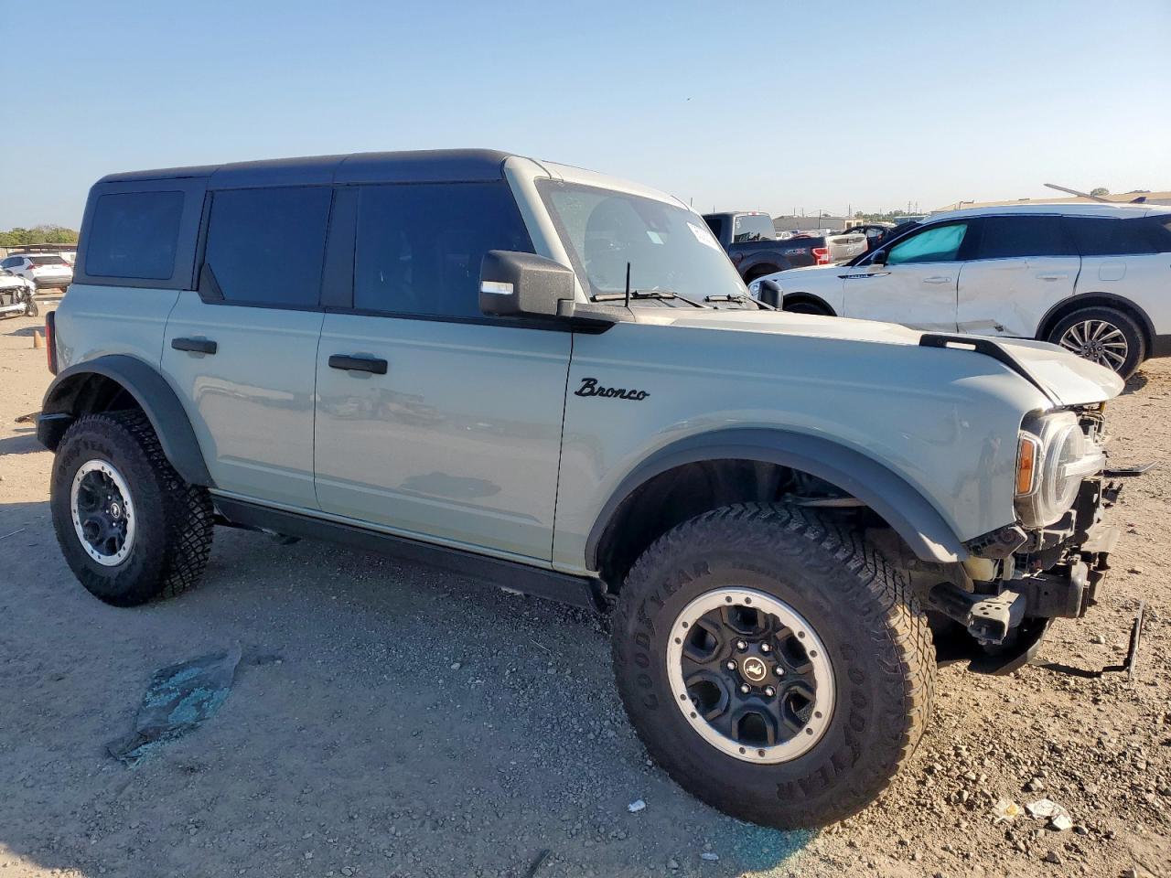 2023 FORD Bronco