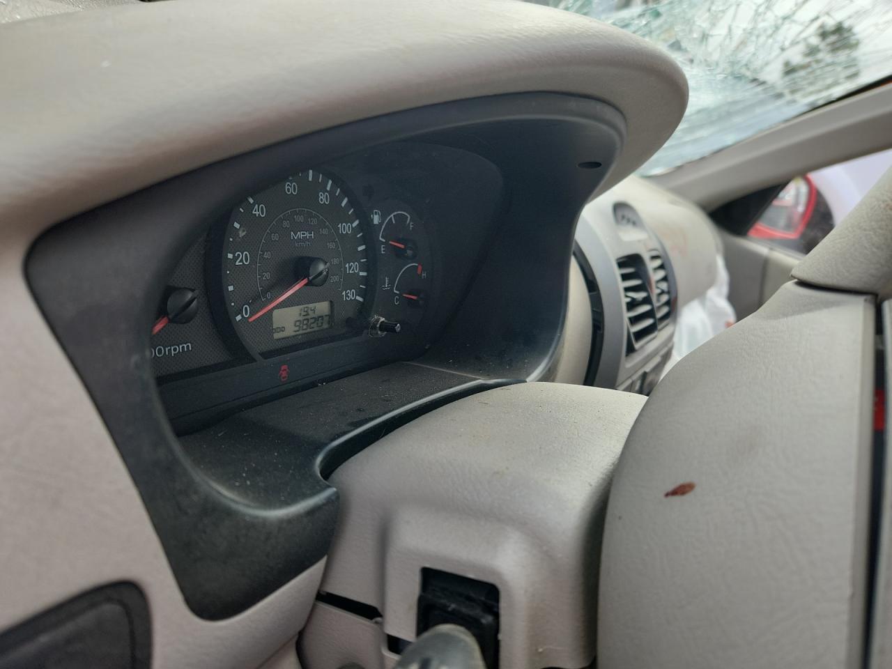 2004 HYUNDAI ACCENT