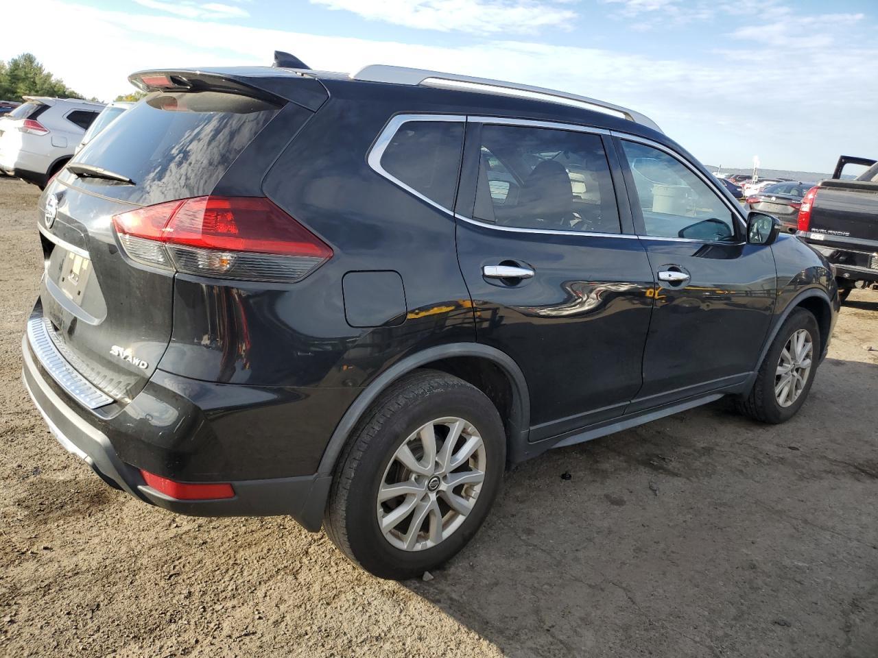 2018 NISSAN ROGUE