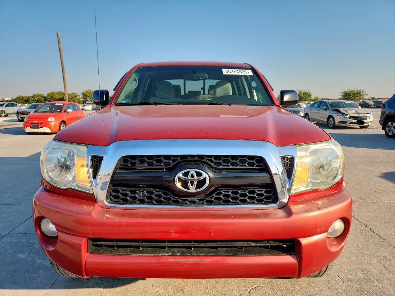 2011 TOYOTA TACOMA