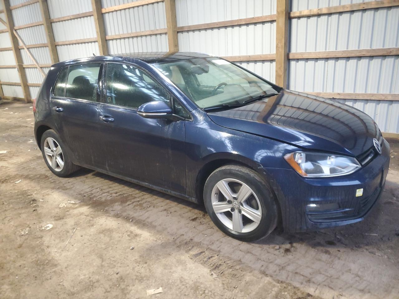 2016 VOLKSWAGEN GOLF