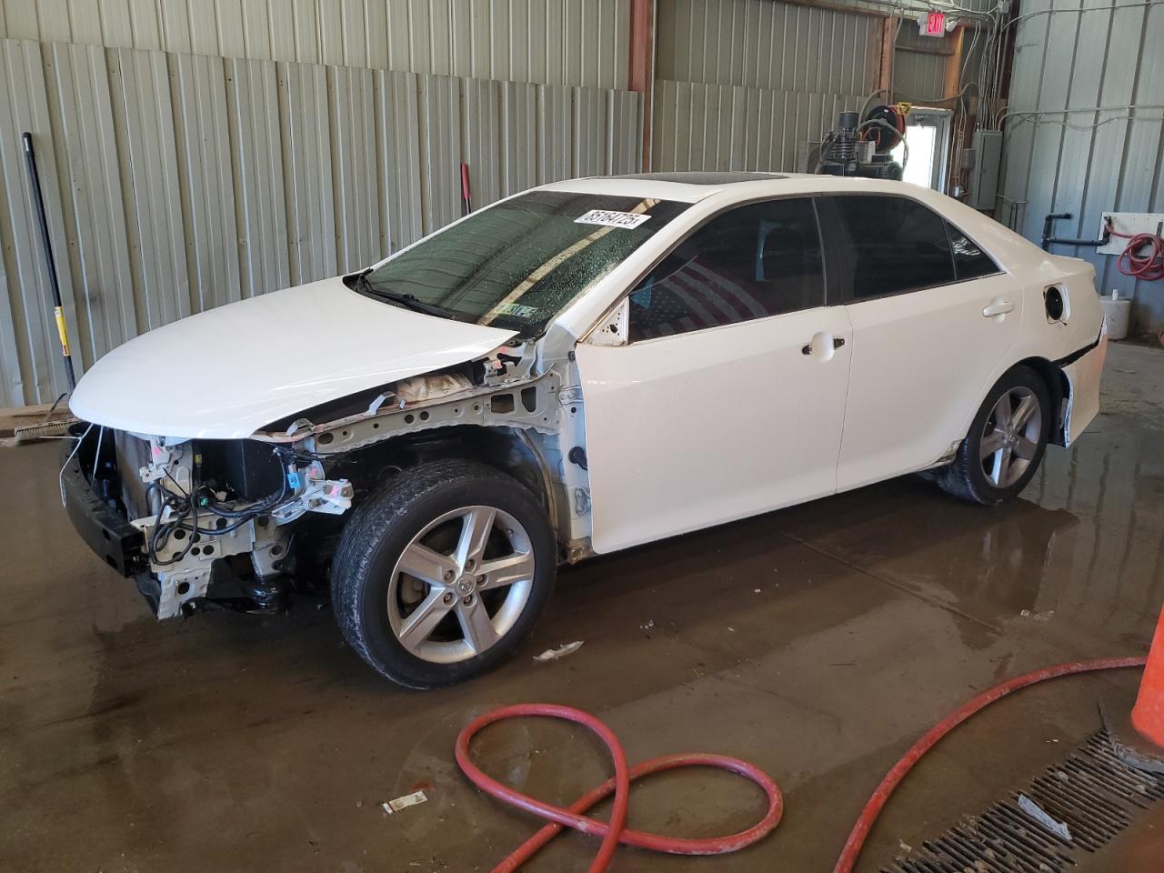 2014 TOYOTA CAMRY