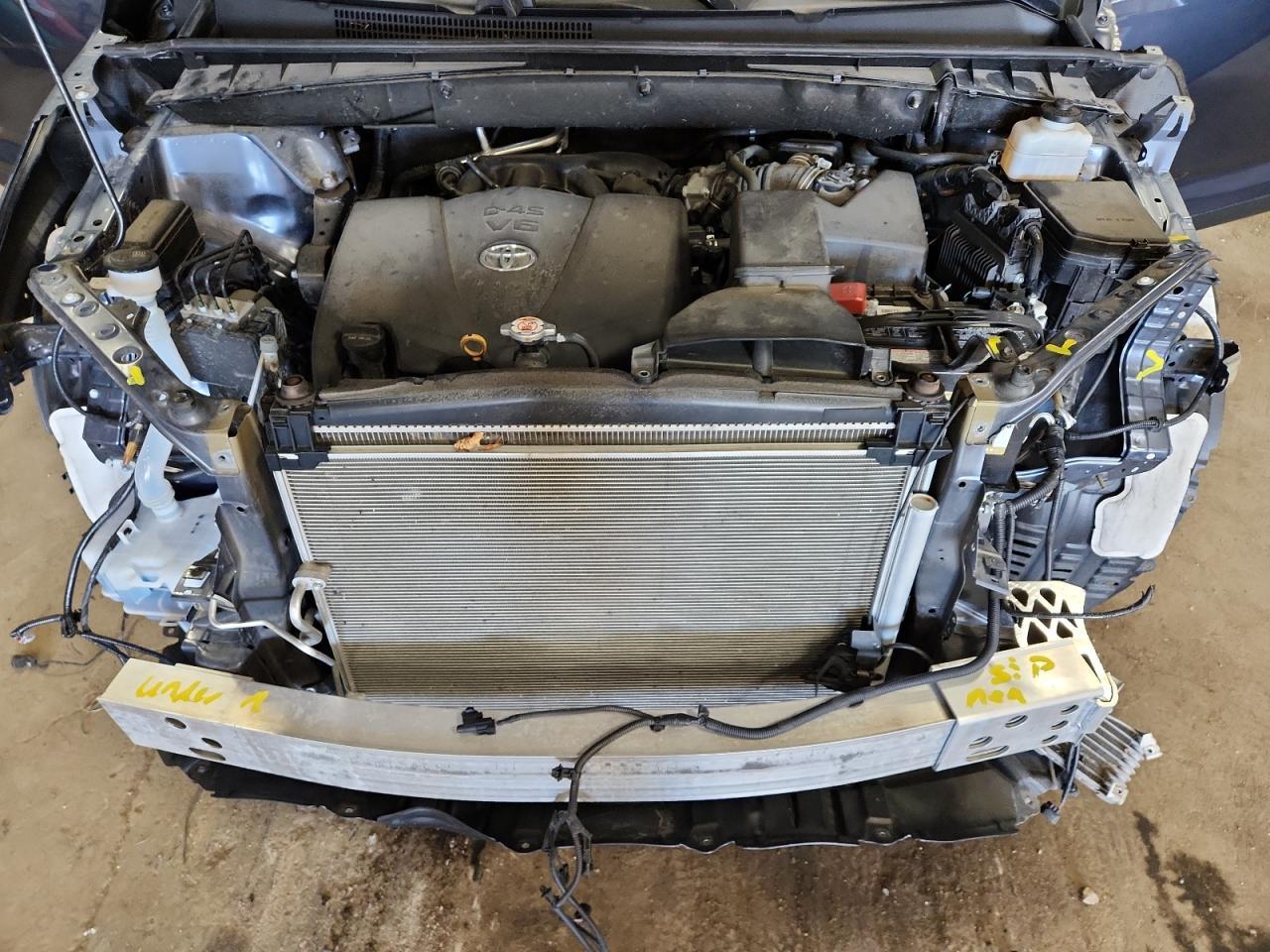 2019 TOYOTA HIGHLANDER