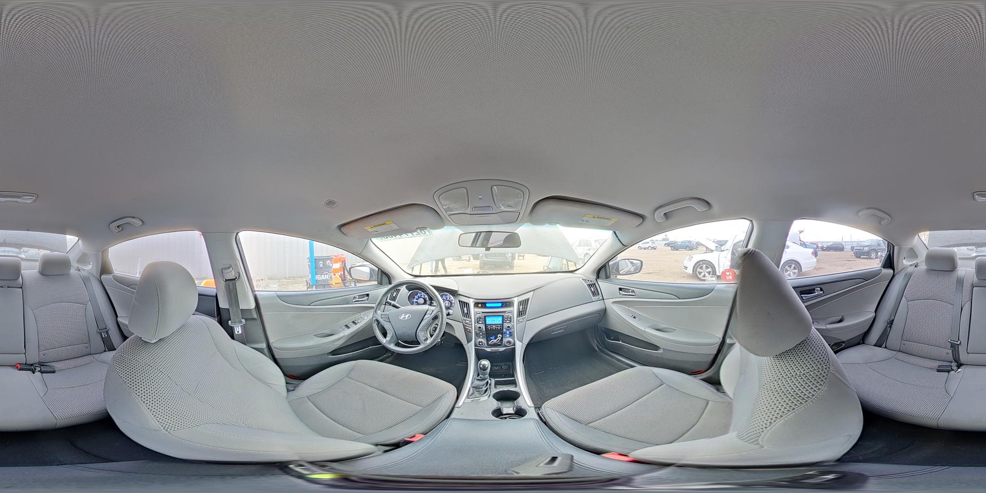 2011 HYUNDAI SONATA