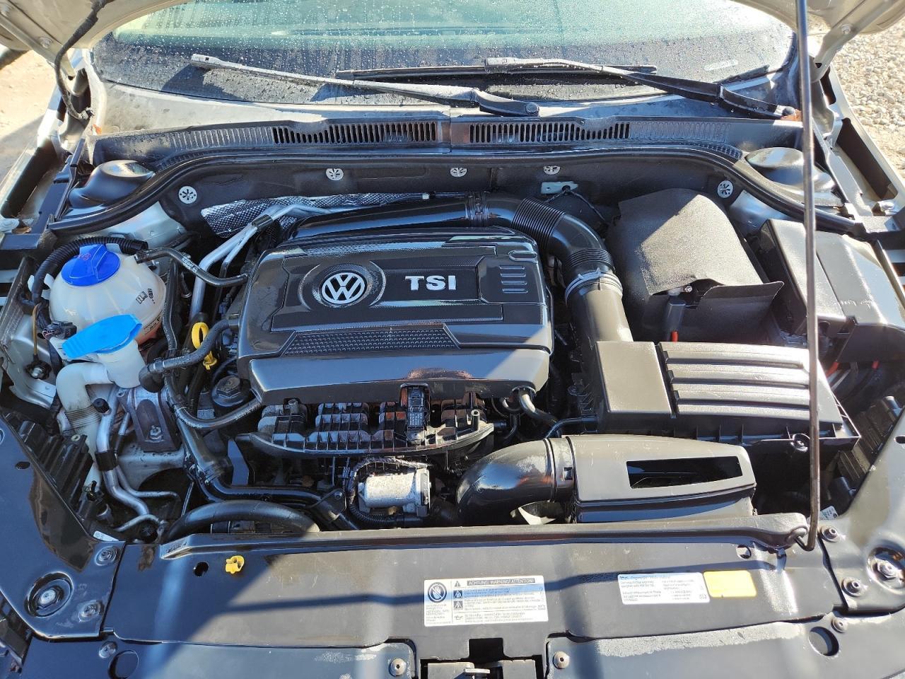 2014 VOLKSWAGEN JETTA