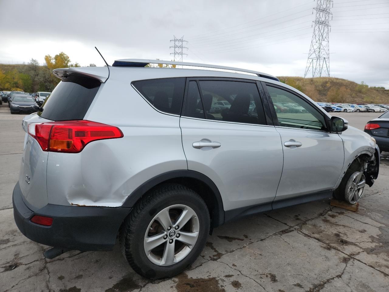 2015 TOYOTA RAV4