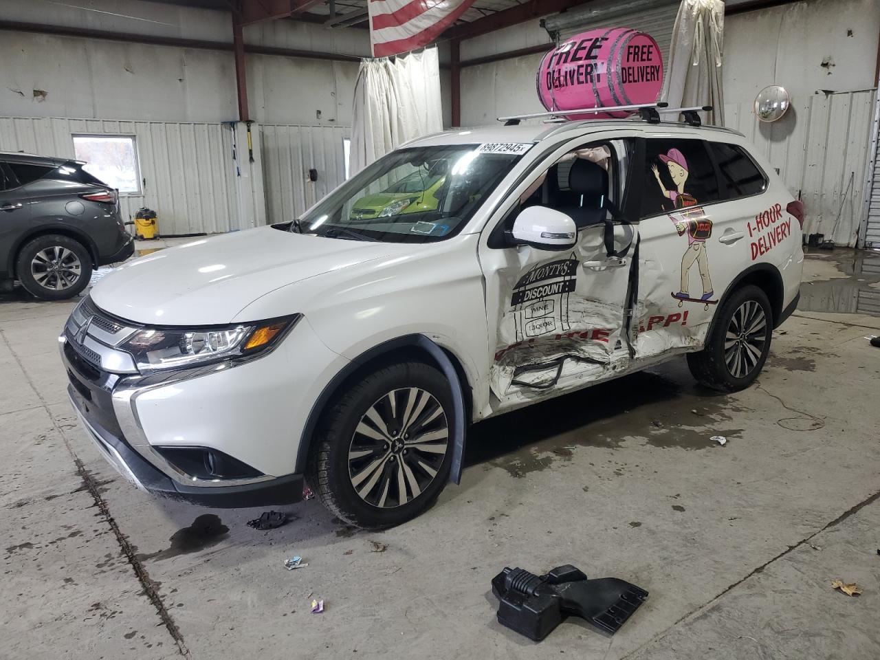 2019 MITSUBISHI outlander