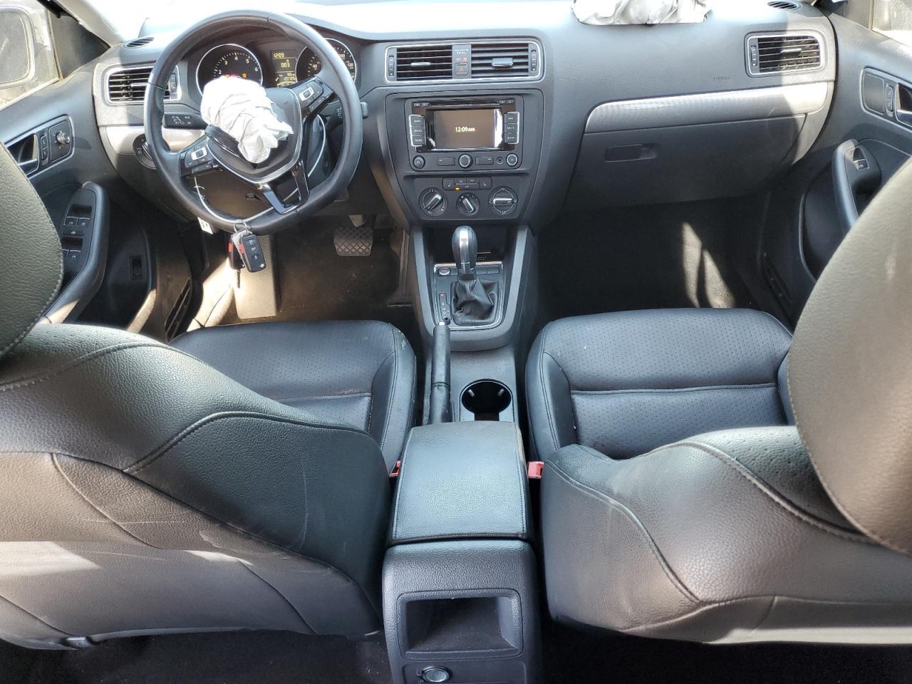 2015 VOLKSWAGEN JETTA