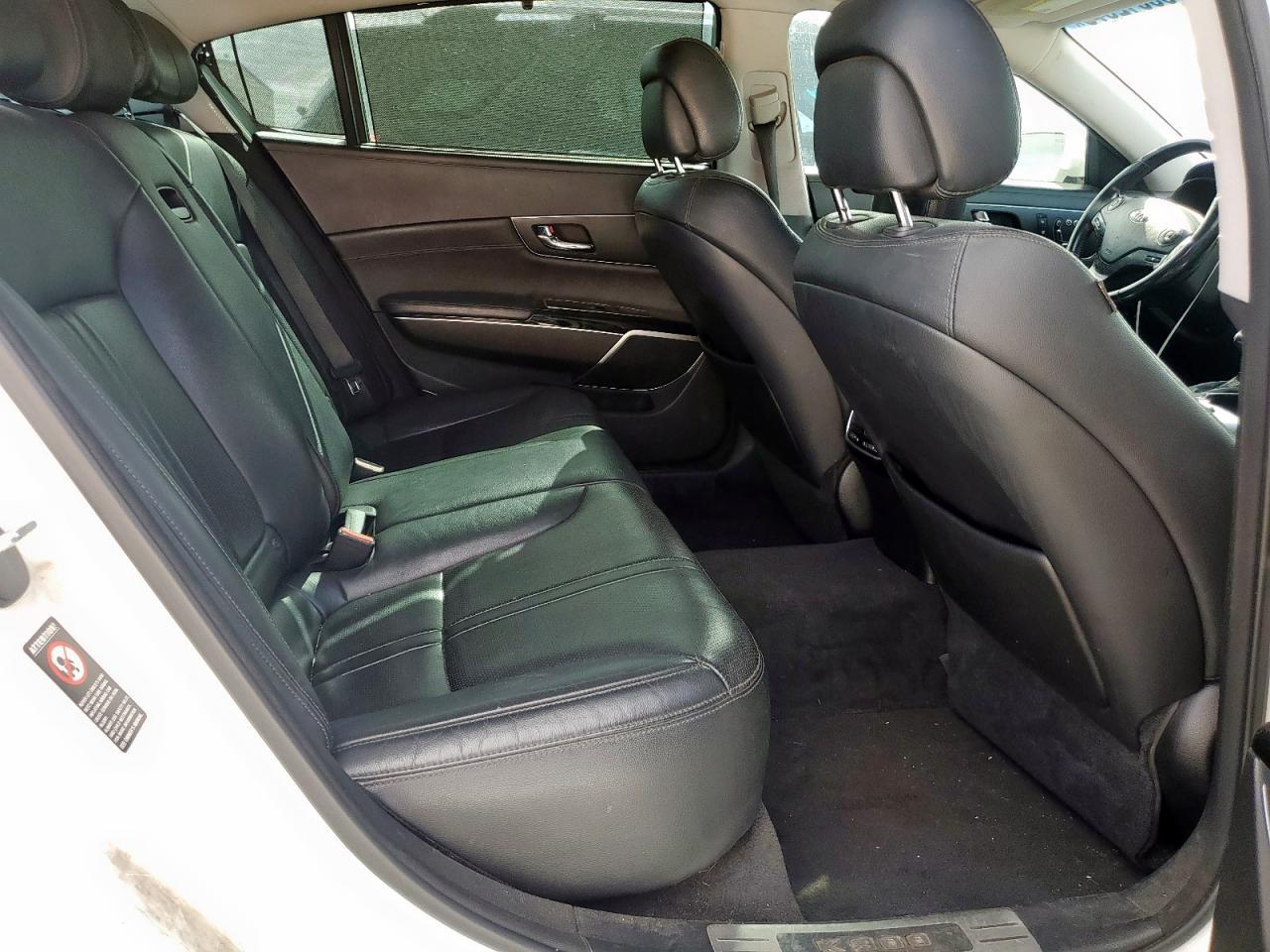 2015 KIA K900
