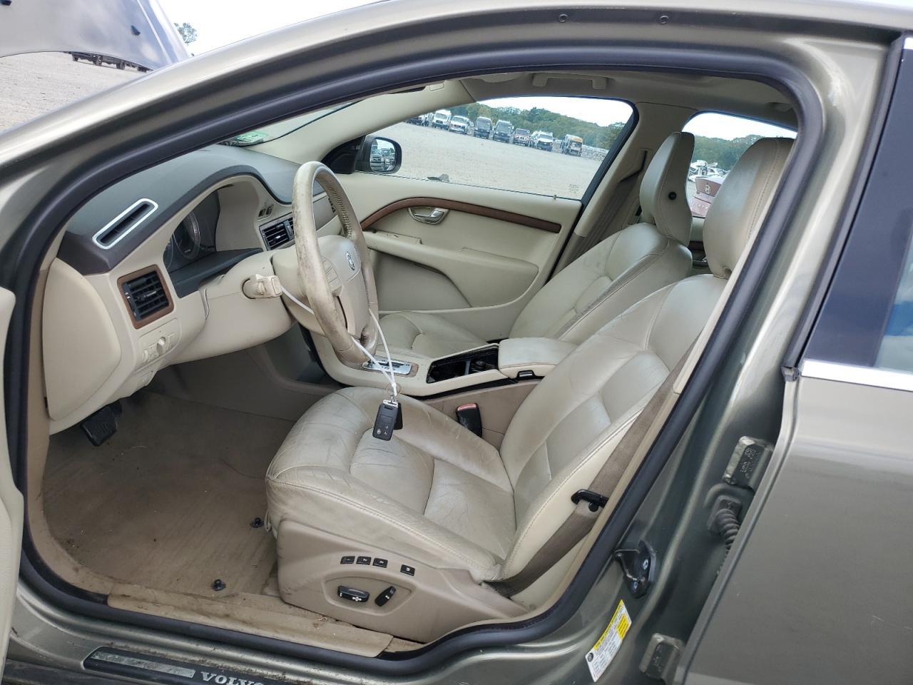 2009 VOLVO S80