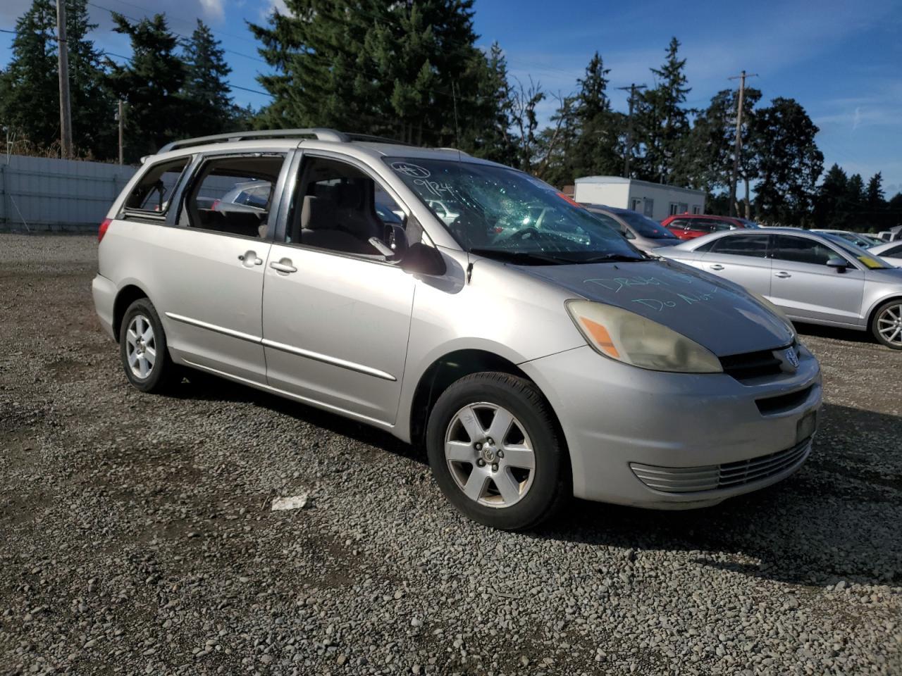 2005 TOYOTA SIENNA