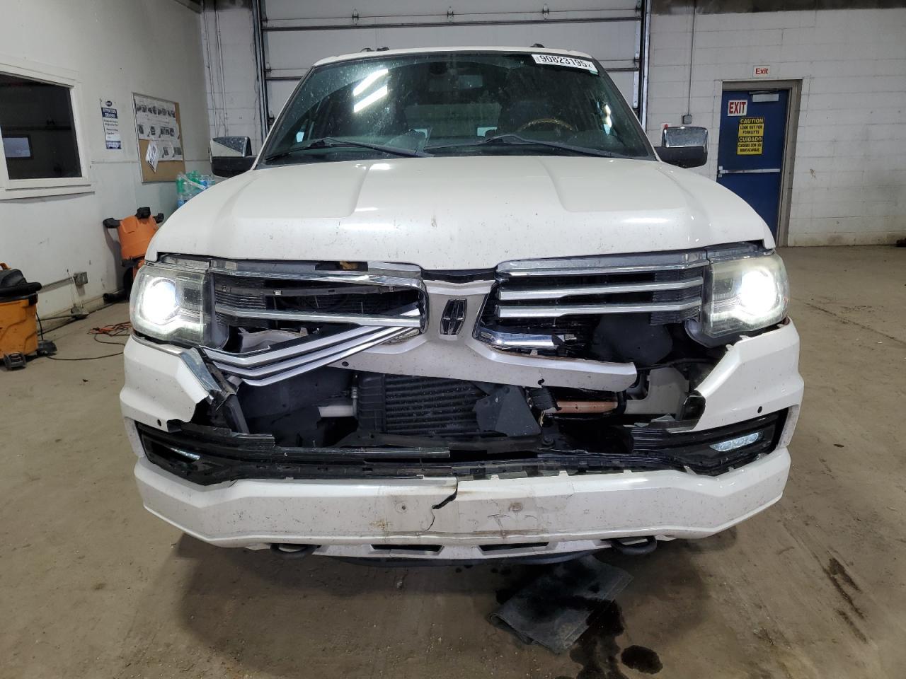 2015 LINCOLN Navigator