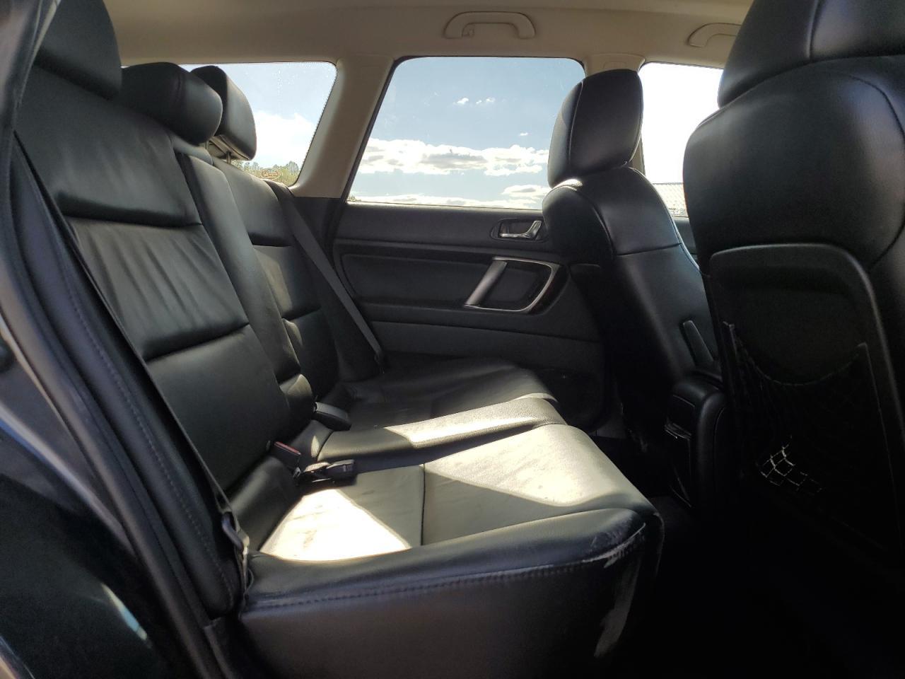 2009 SUBARU Outback
