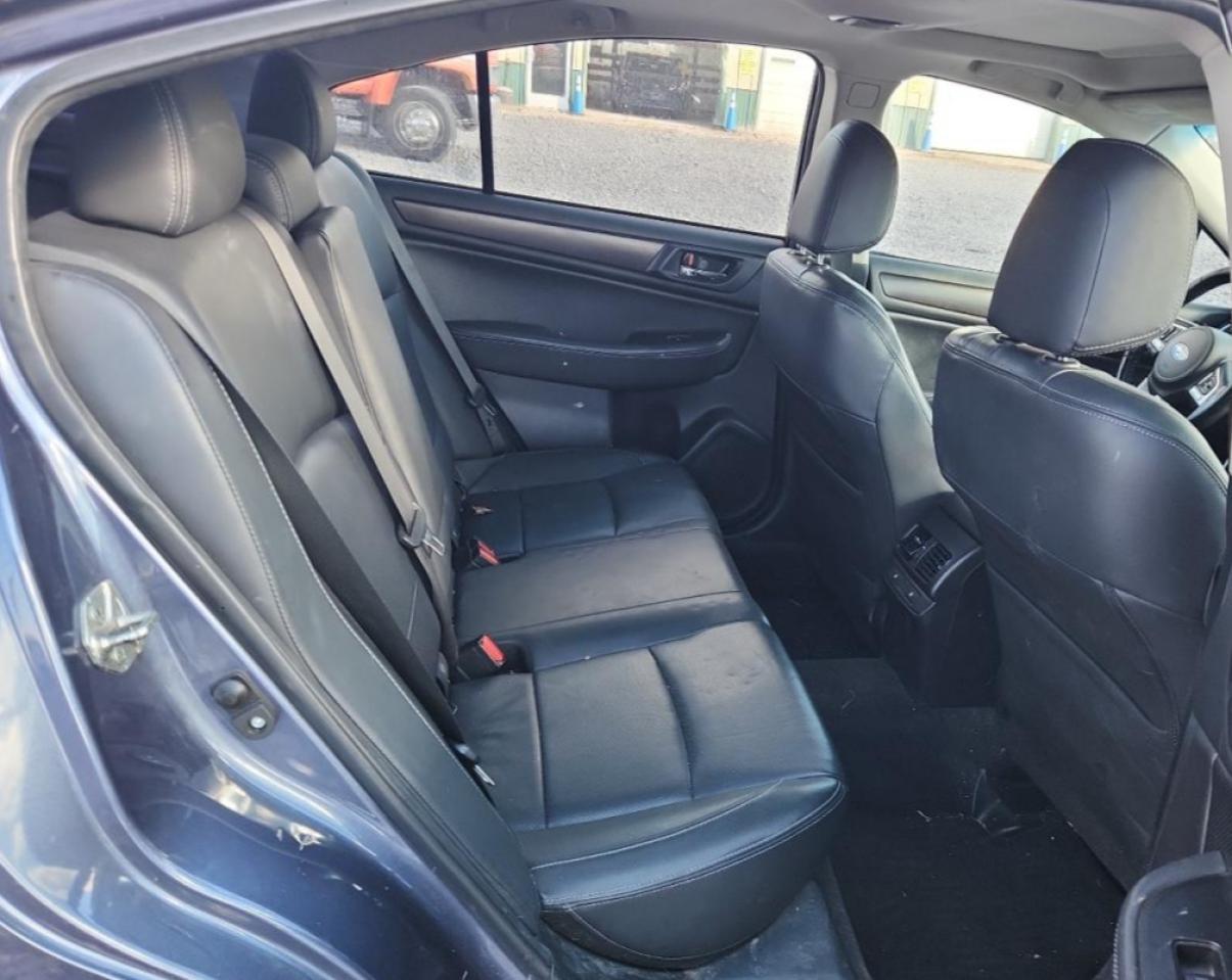 2015 SUBARU Legacy