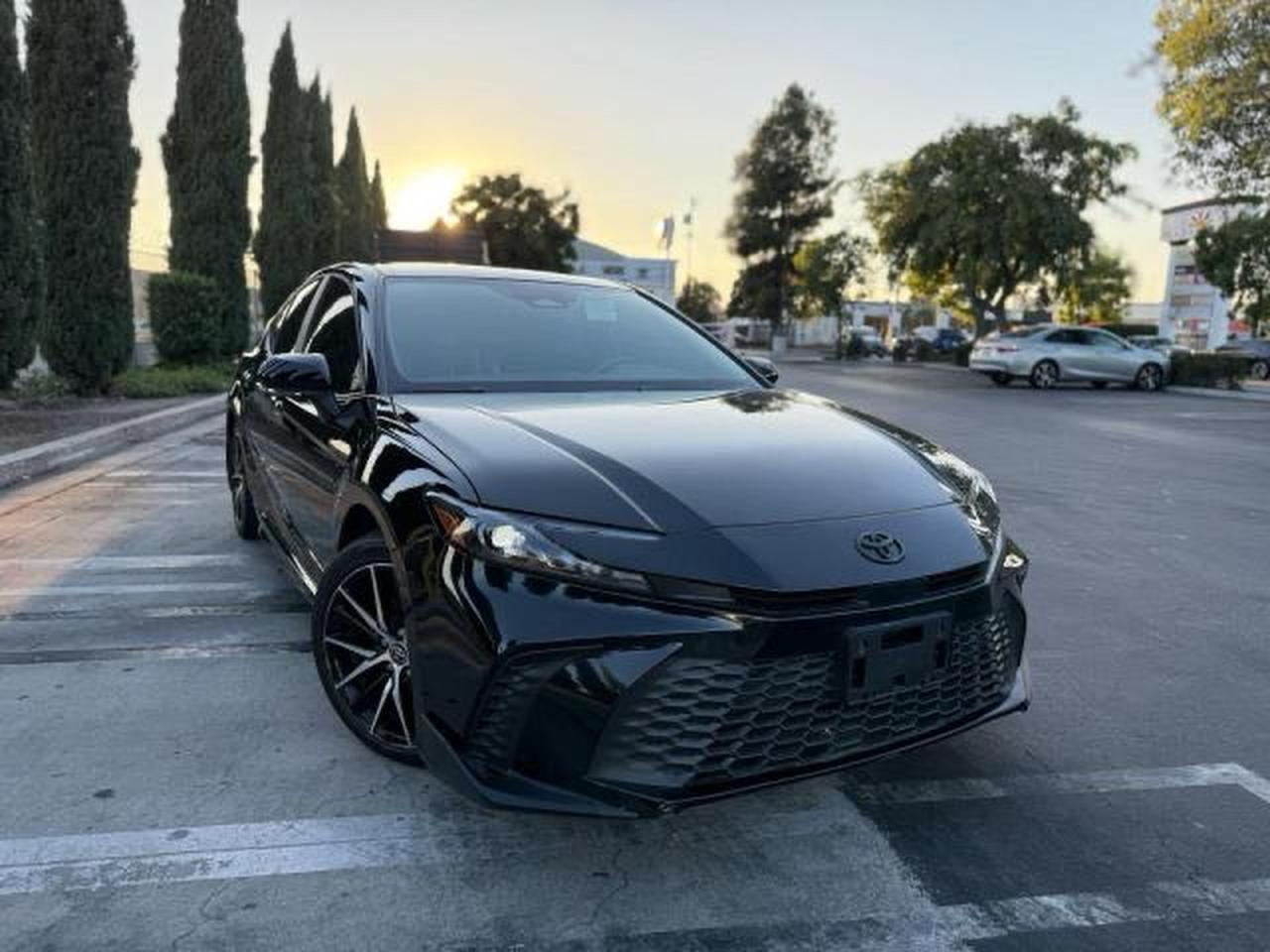 2025 TOYOTA CAMRY
