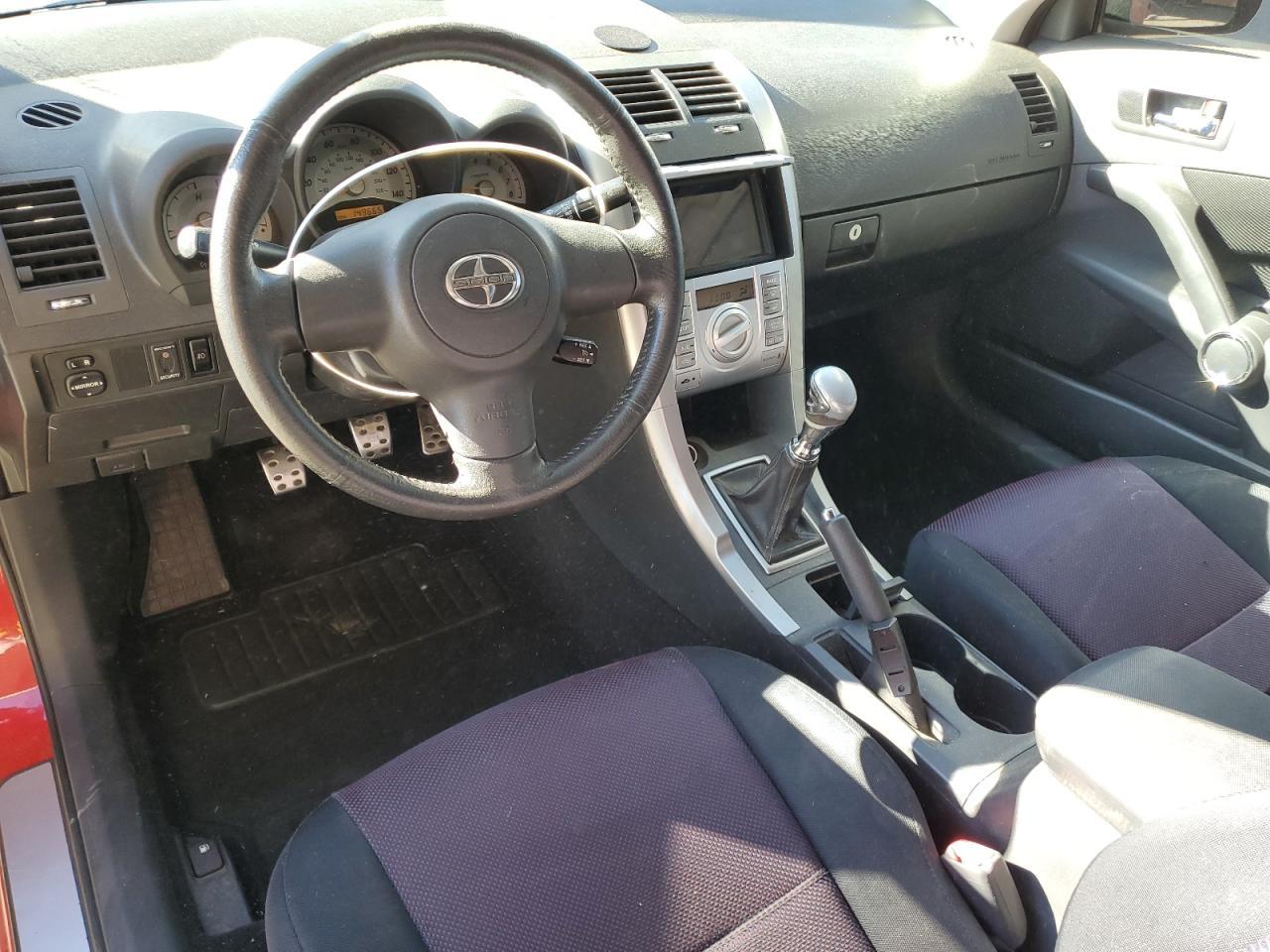 2005 TOYOTA SCION