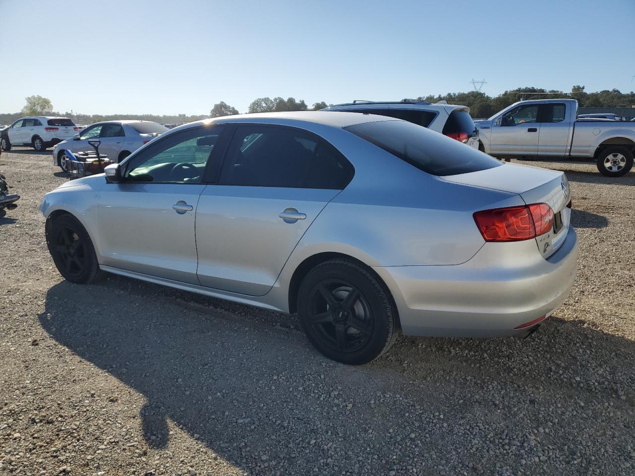 2011 VOLKSWAGEN JETTA