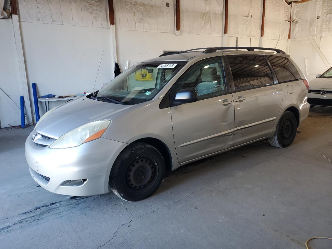 2008 TOYOTA SIENNA