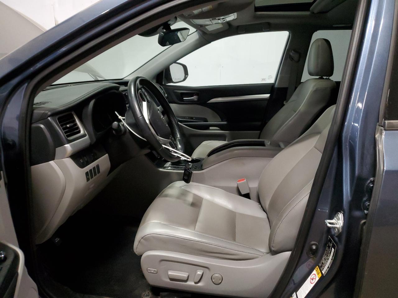 2019 TOYOTA HIGHLANDER