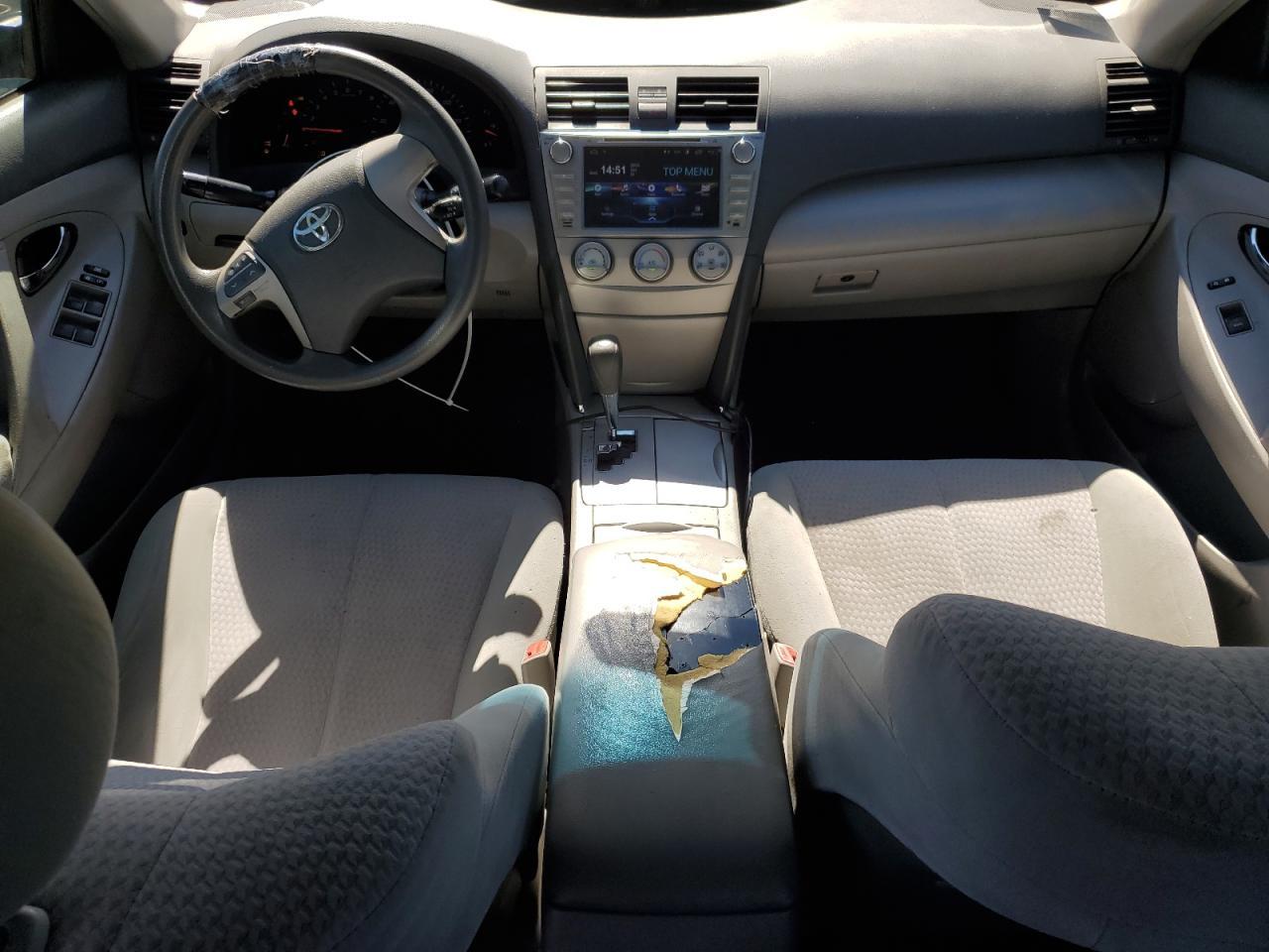 2011 TOYOTA CAMRY