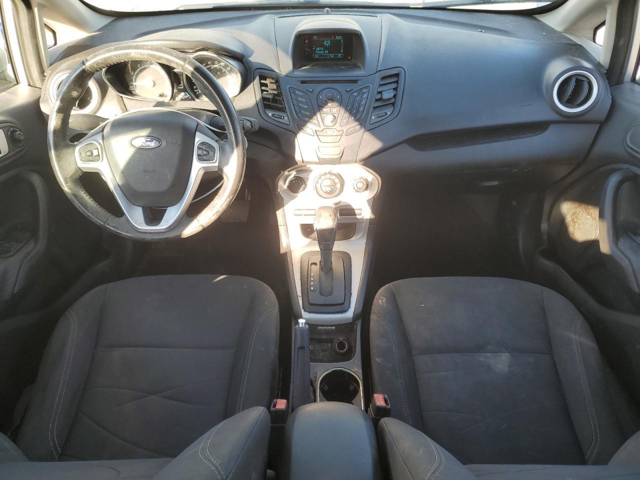 2015 FORD Fiesta