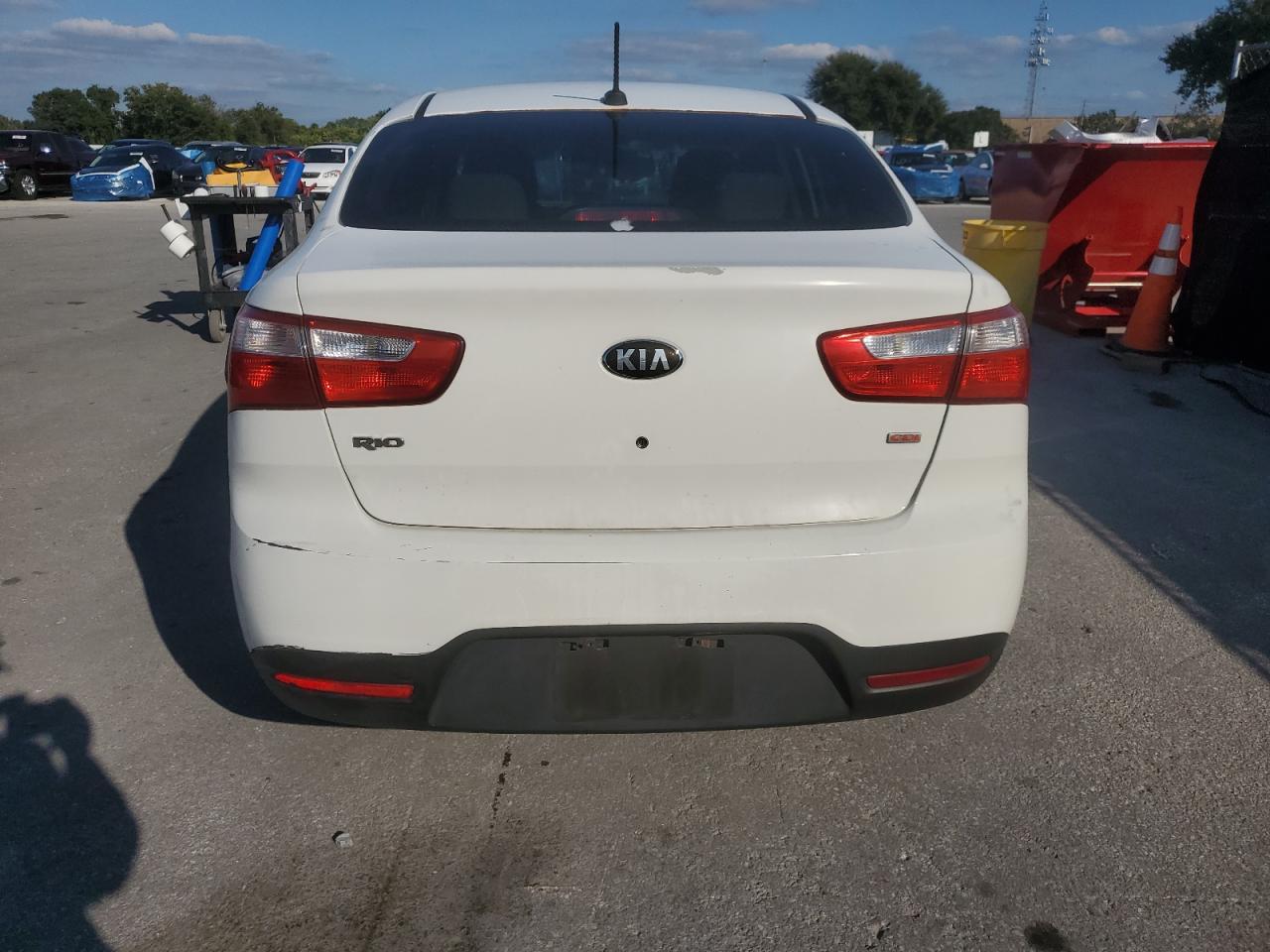 2015 KIA RIO