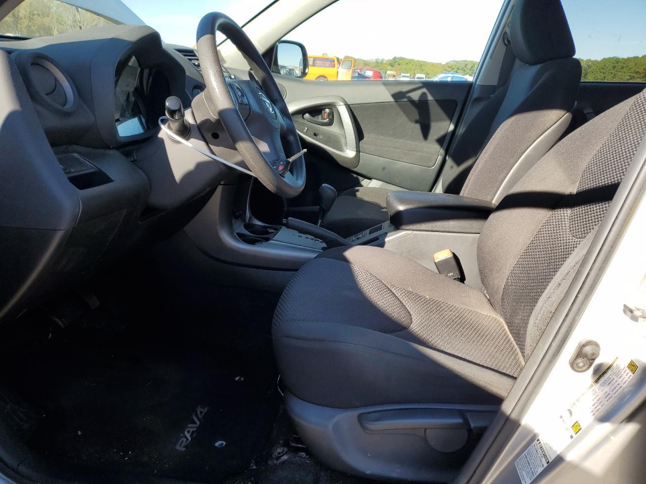 2009 TOYOTA RAV4