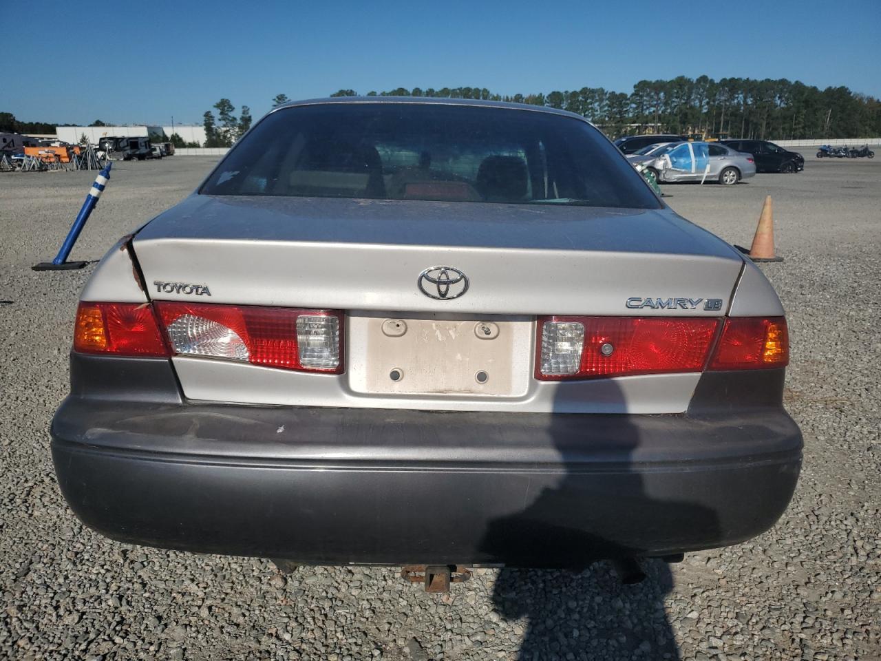 2000 TOYOTA CAMRY