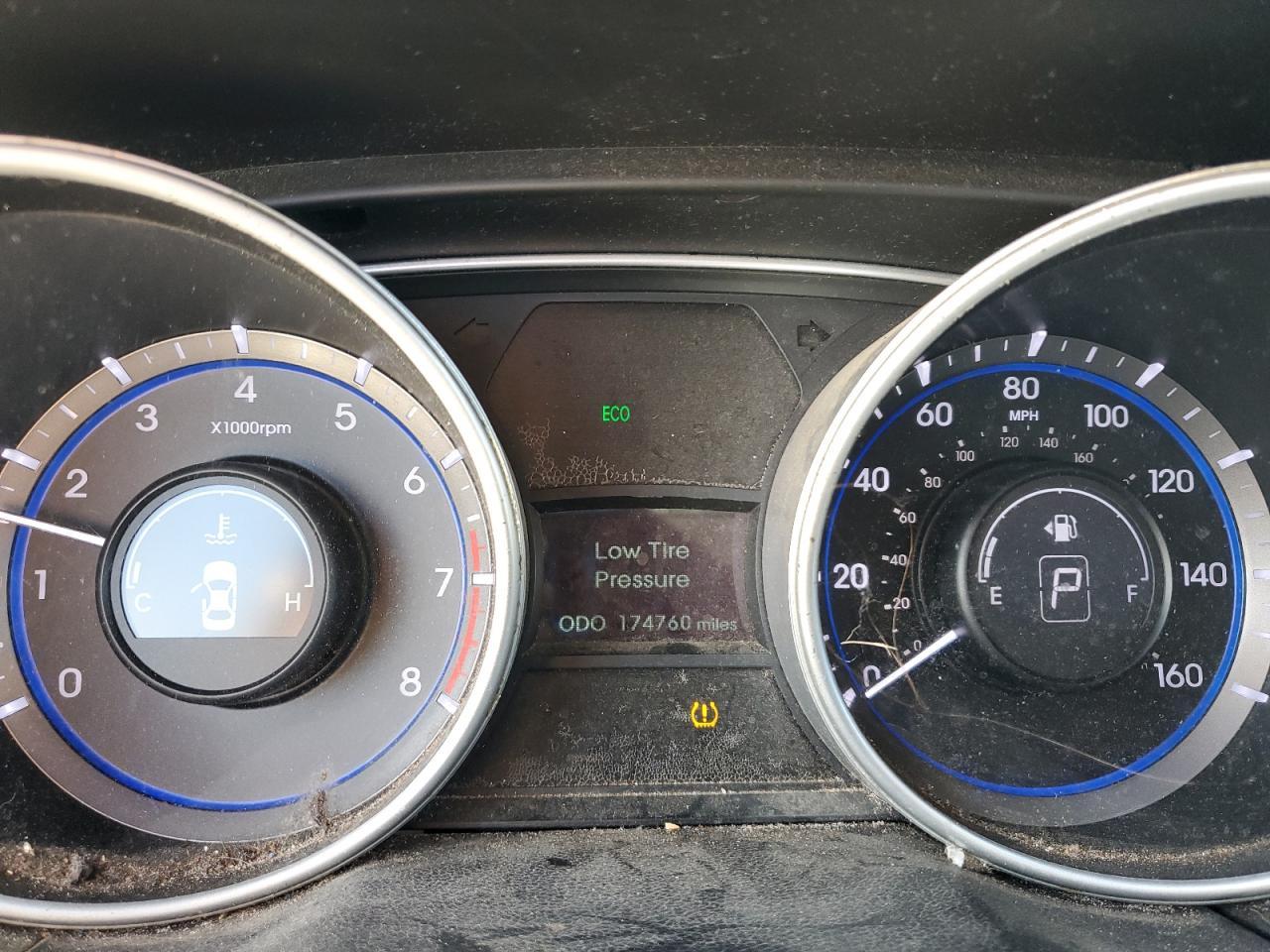 2011 HYUNDAI SONATA