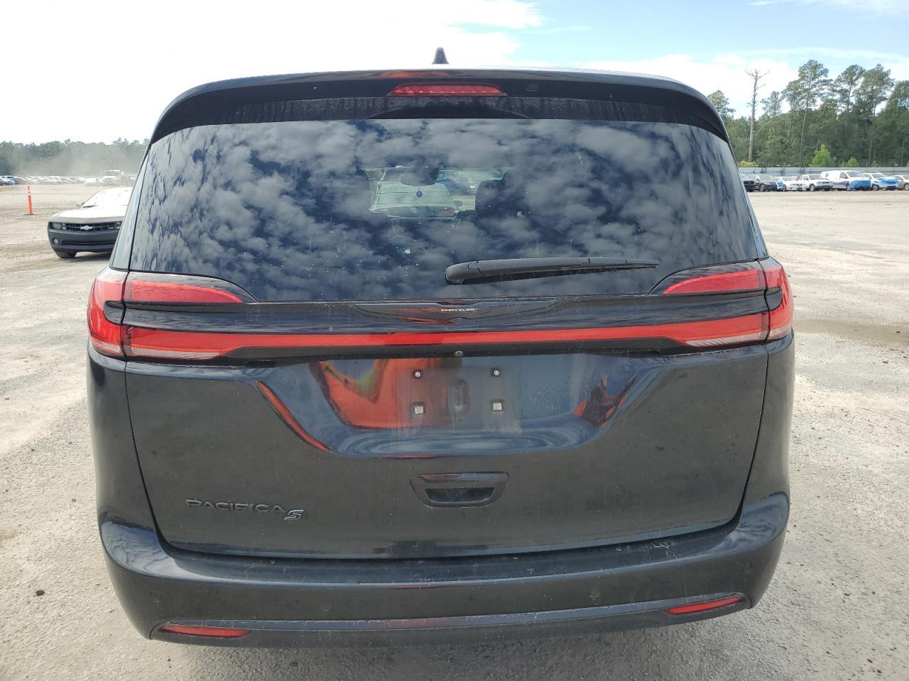 2021 CHRYSLER Pacifica