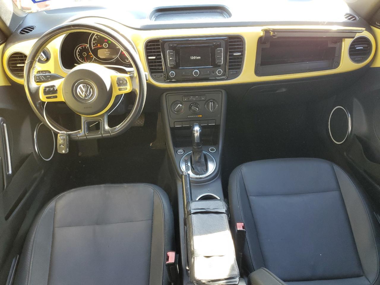 2013 VOLKSWAGEN Beetle