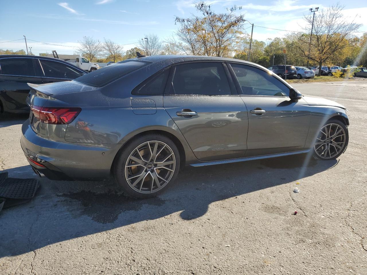 2022 AUDI S4