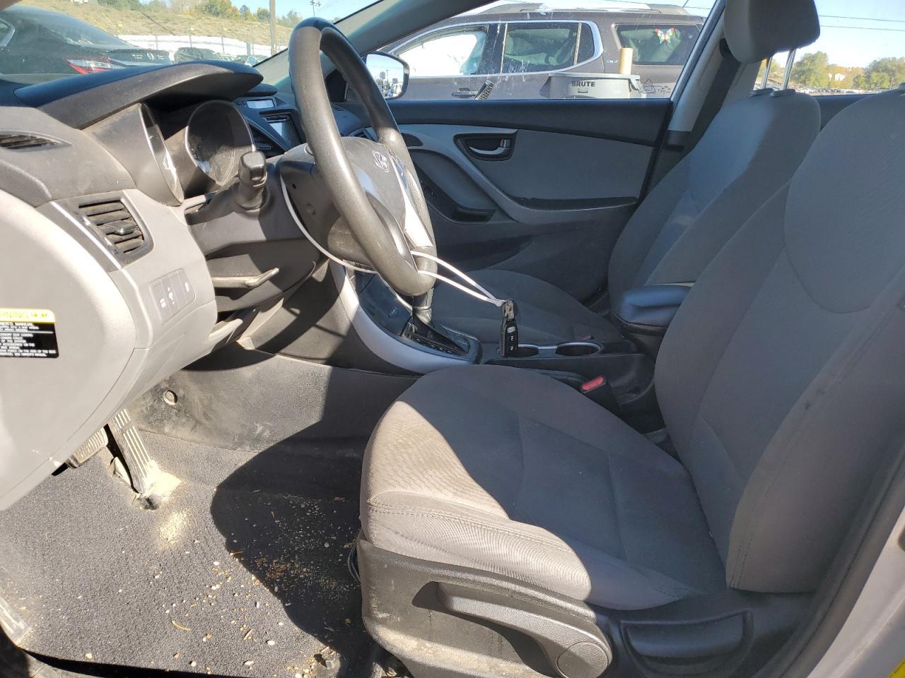 2016 HYUNDAI ELANTRA