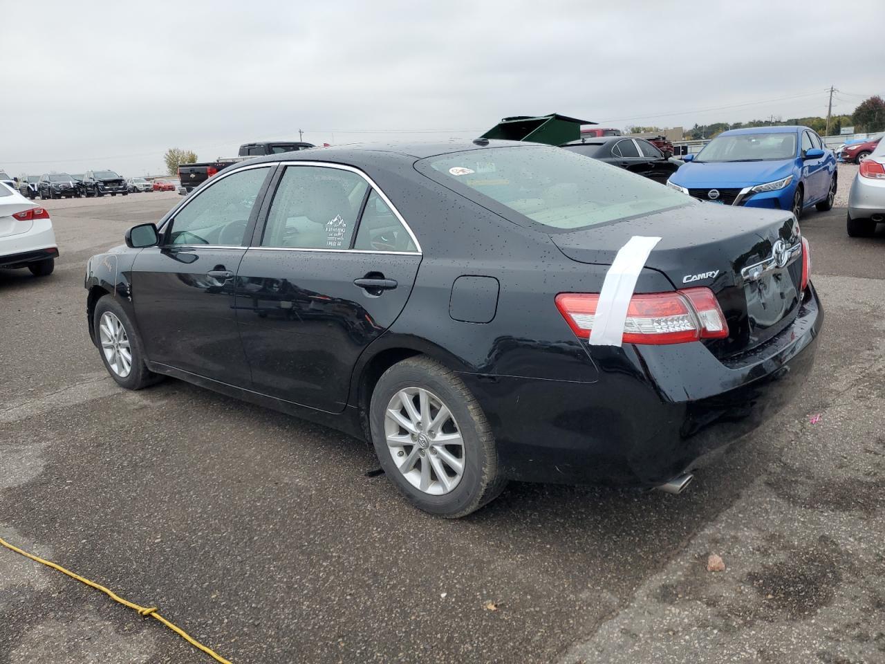 2011 TOYOTA CAMRY