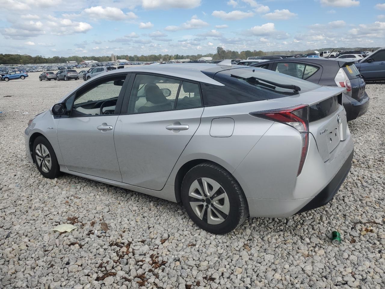 2016 TOYOTA PRIUS