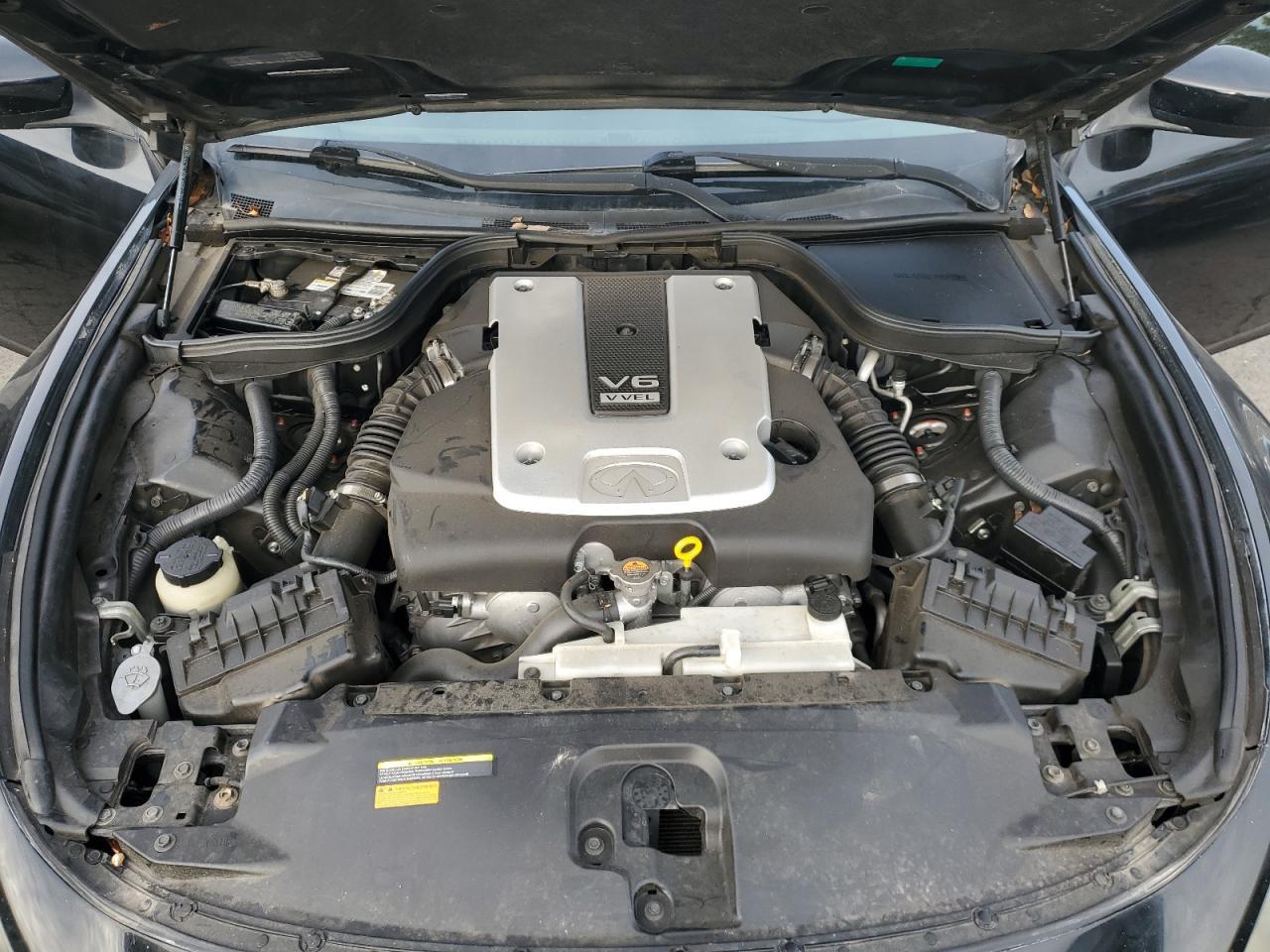 2011 INFINITI G37