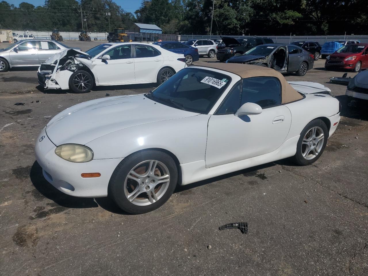 2004 MAZDA MX-5 Miata