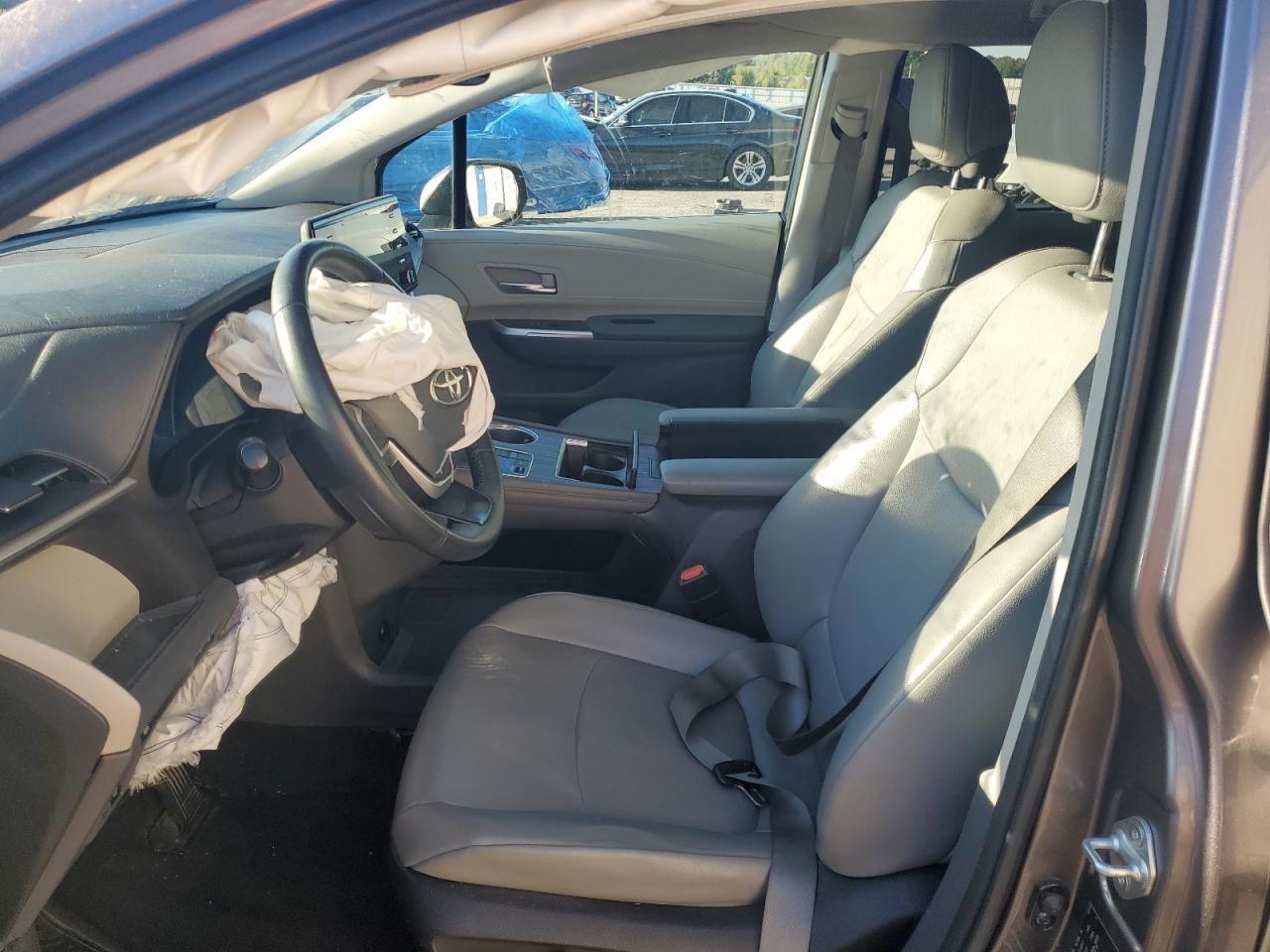 2022 TOYOTA SIENNA
