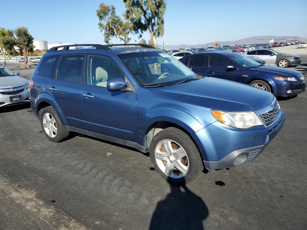 2010 SUBARU FORESTER