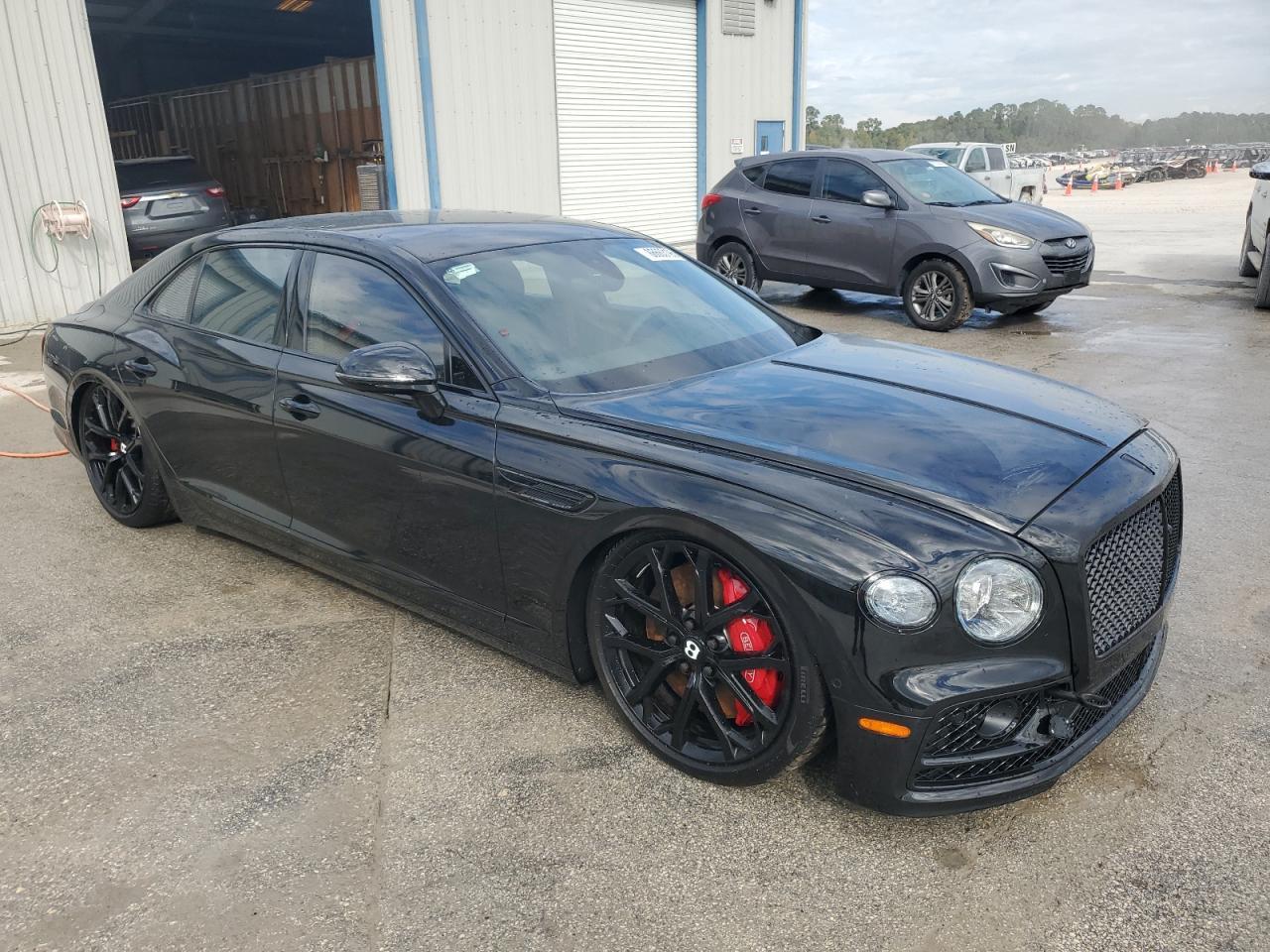 2024 BENTLEY Flying Spur