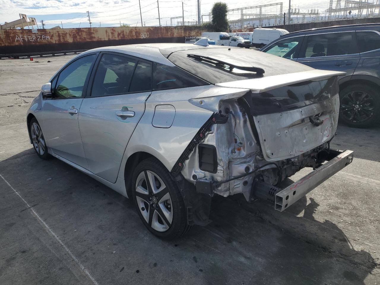 2017 TOYOTA PRIUS