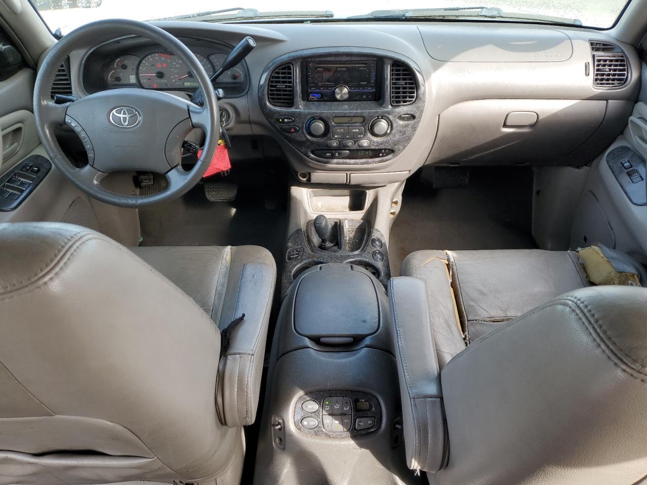 2003 TOYOTA Sequoia